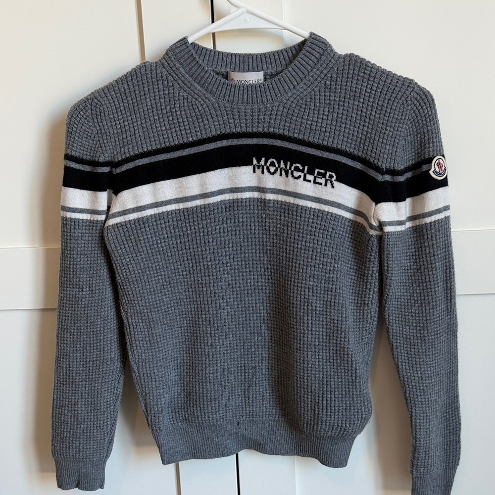 Moncler Gray boys Sweater size 10
